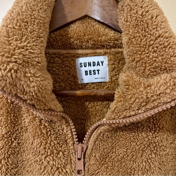 Sunday Best| Aritzia Cozy Brown Teddy Fleece Full-Zip Mock Neck Jacket Sz XXS - Picture 2 of 7